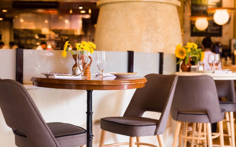 Дизайнерские столешницы для столов в рестораны и кафе